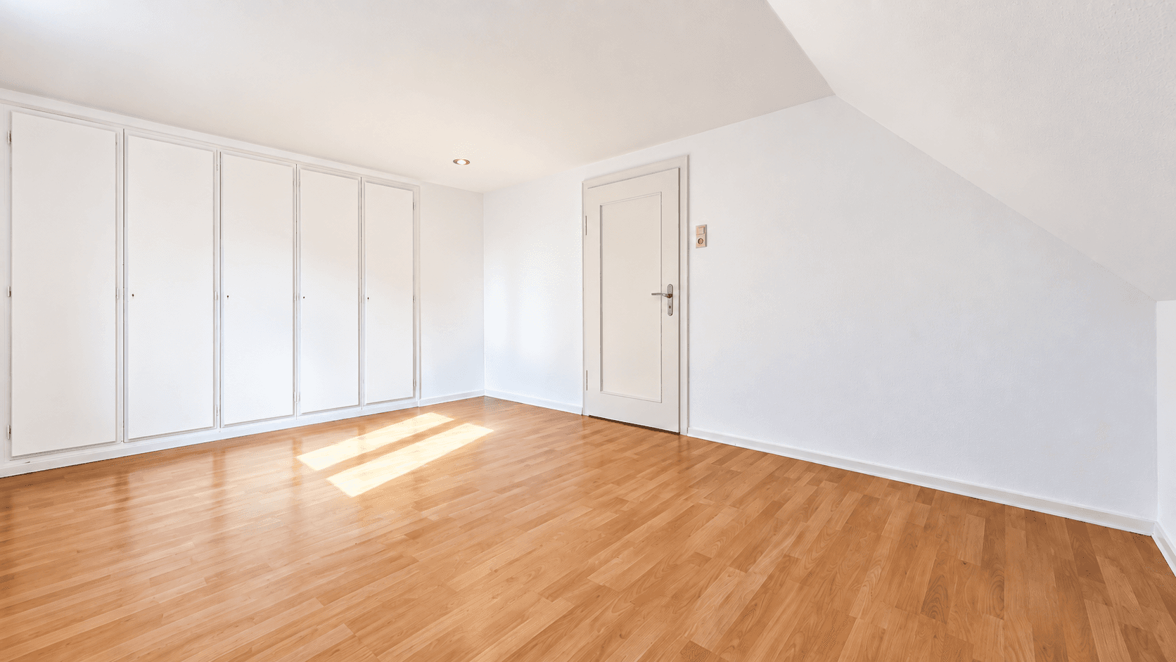Pronájem bytu 2+1 62 m², Scherzachstr. 12, Weingarten, Bádensko-Württembersko Pronájem bytu 2+1 62 m², Scherzachstr. 12, Weingarten, Bádensko-Württembersko