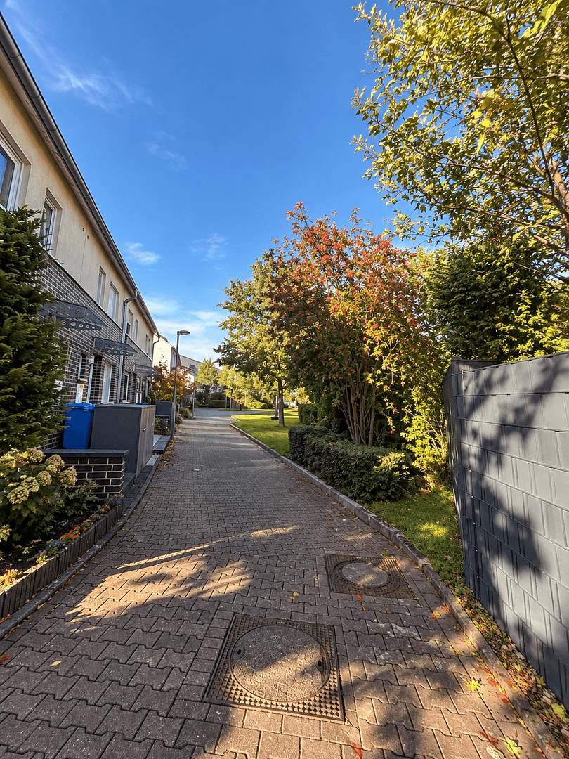 Prodej domu 107 m², pozemek 188 m², Neuss, Severní Porýní-Vestfálsko Prodej domu 107 m², pozemek 188 m², Neuss, Severní Porýní-Vestfálsko