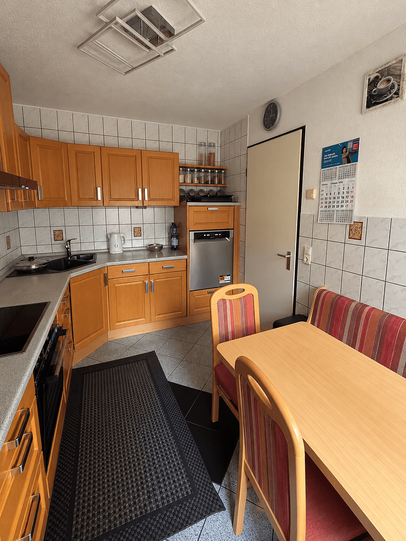 Prodej domu 107 m², pozemek 188 m², Neuss, Severní Porýní-Vestfálsko Prodej domu 107 m², pozemek 188 m², Neuss, Severní Porýní-Vestfálsko