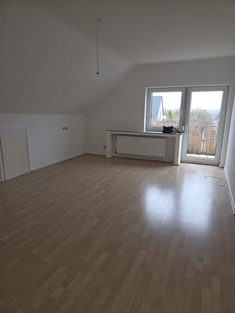 Pronájem bytu 3+1 49 m², Bad Salzuflen, Severní Porýní-Vestfálsko Pronájem bytu 3+1 49 m², Bad Salzuflen, Severní Porýní-Vestfálsko