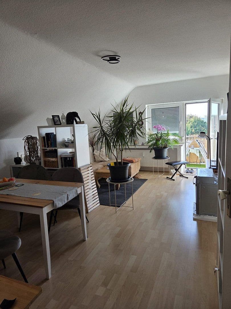 Pronájem bytu 3+1 49 m², Bad Salzuflen, Severní Porýní-Vestfálsko Pronájem bytu 3+1 49 m², Bad Salzuflen, Severní Porýní-Vestfálsko