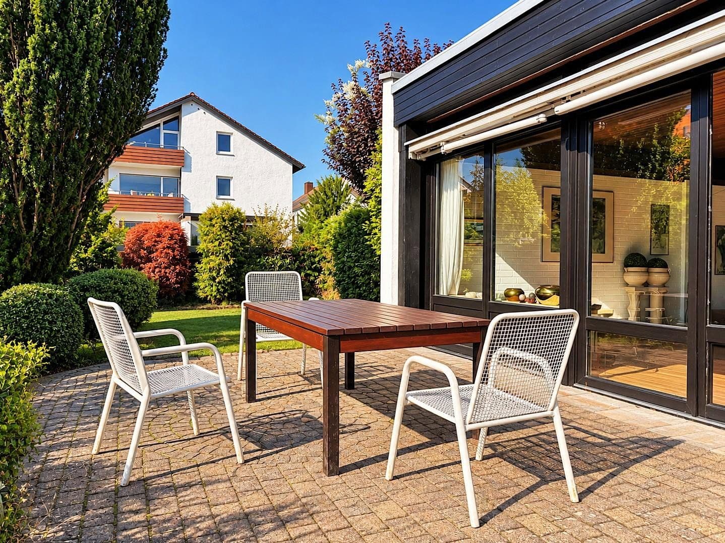 Prodej domu 164 m², pozemek 521 m², Gießener Str. 36, Dietzenbach, Hessen Prodej domu 164 m², pozemek 521 m², Gießener Str. 36, Dietzenbach, Hessen