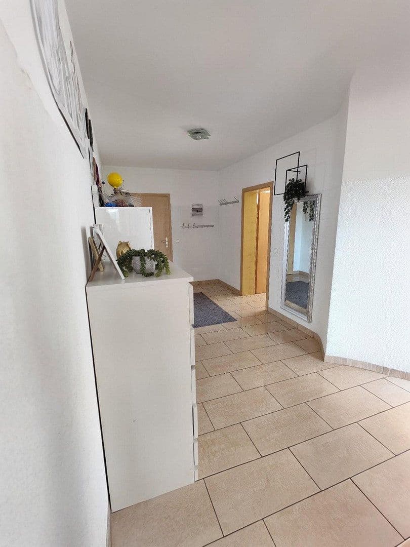 Prodej domu 322 m², pozemek 500 m², Singen (Hohentwiel), Bádensko-Württembersko Prodej domu 322 m², pozemek 500 m², Singen (Hohentwiel), Bádensko-Württembersko