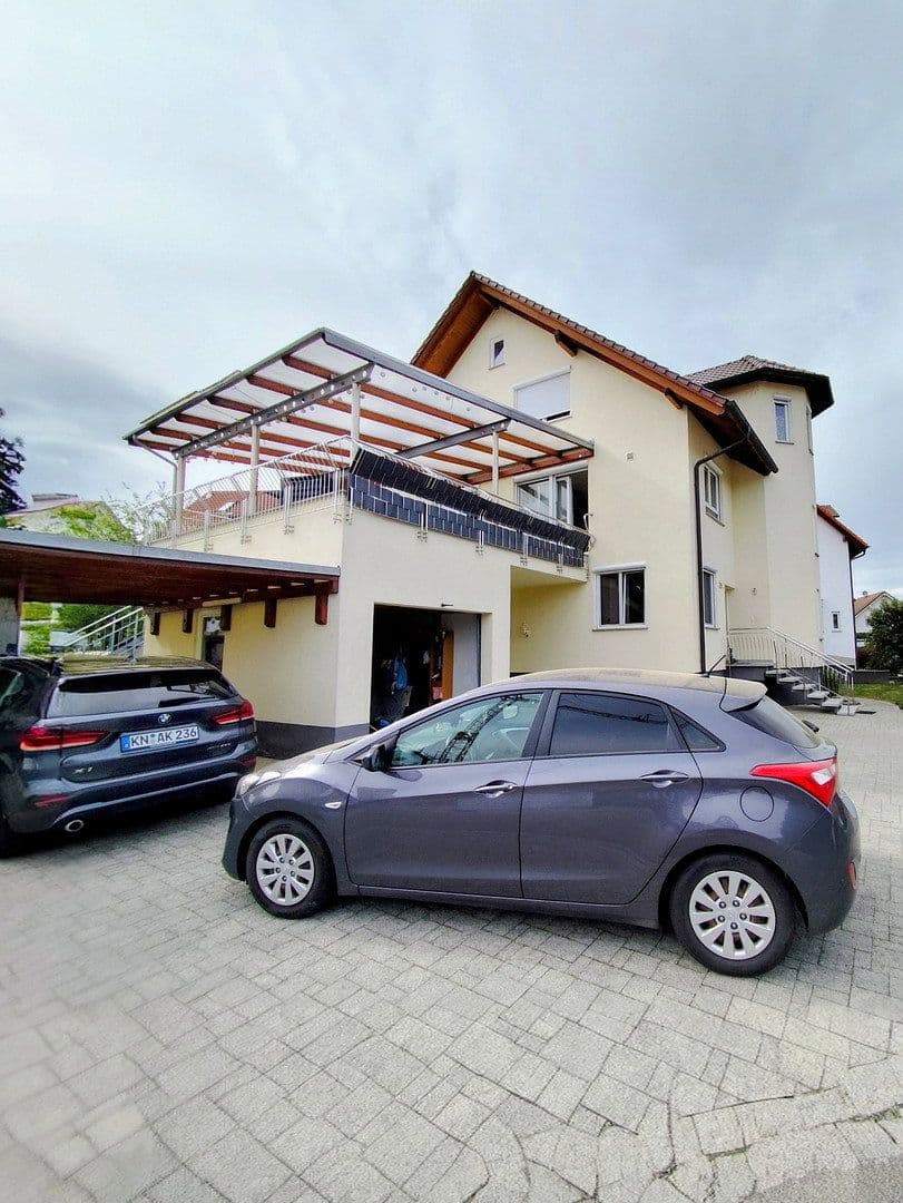 Prodej domu 322 m², pozemek 500 m², Singen (Hohentwiel), Bádensko-Württembersko Prodej domu 322 m², pozemek 500 m², Singen (Hohentwiel), Bádensko-Württembersko