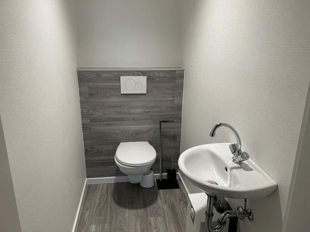 Pronájem kanceláře 107 m², Lindenstraße, Sinzig, Porýní-Falc Pronájem kanceláře 107 m², Lindenstraße, Sinzig, Porýní-Falc