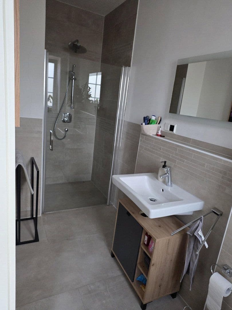 Prodej domu 127 m², pozemek 315 m², Hohenhameln, Dolní Sasko Prodej domu 127 m², pozemek 315 m², Hohenhameln, Dolní Sasko