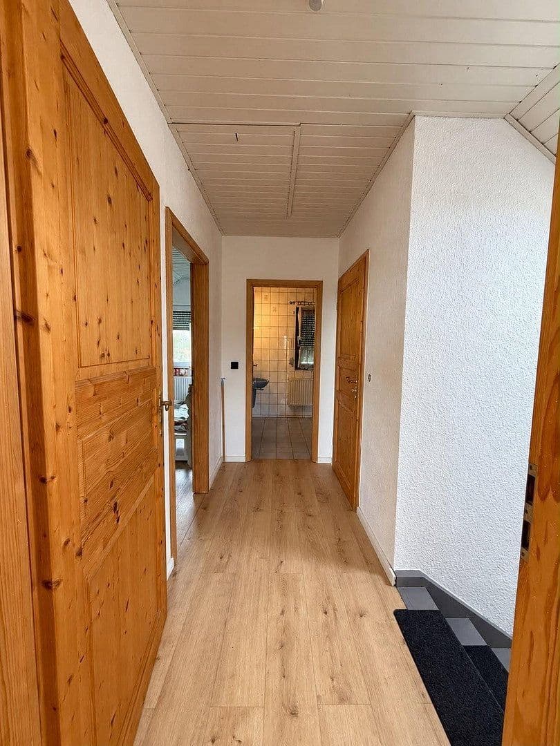 Prodej domu 116 m², pozemek 976 m², Wermsdorf, Sasko Prodej domu 116 m², pozemek 976 m², Wermsdorf, Sasko