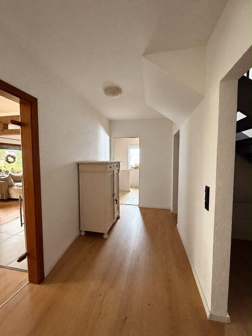 Prodej domu 116 m², pozemek 976 m², Wermsdorf, Sasko Prodej domu 116 m², pozemek 976 m², Wermsdorf, Sasko