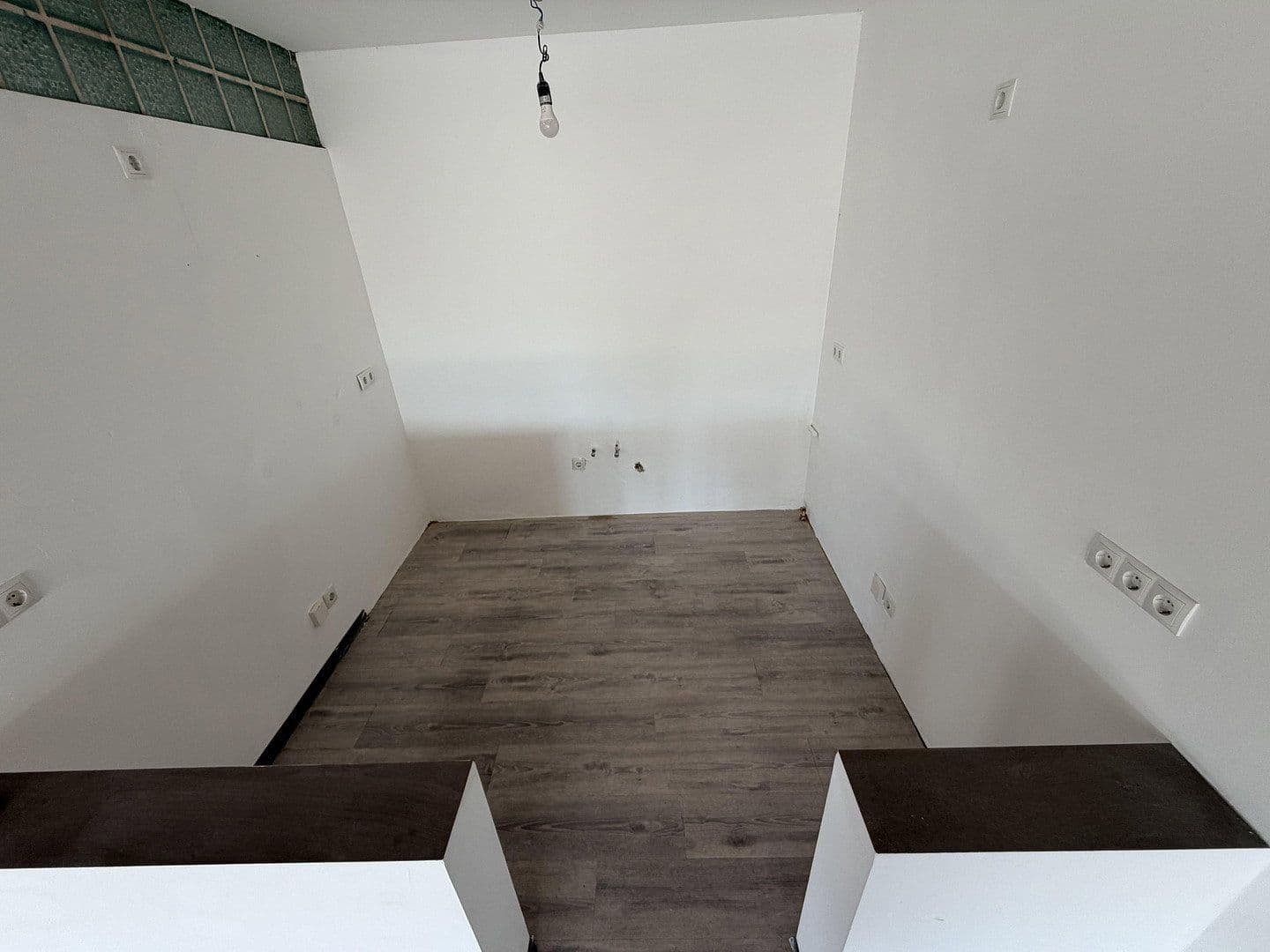 Pronájem bytu 2+1 122 m², Weinsteige 10, Bad Mergentheim, Bádensko-Württembersko Pronájem bytu 2+1 122 m², Weinsteige 10, Bad Mergentheim, Bádensko-Württembersko
