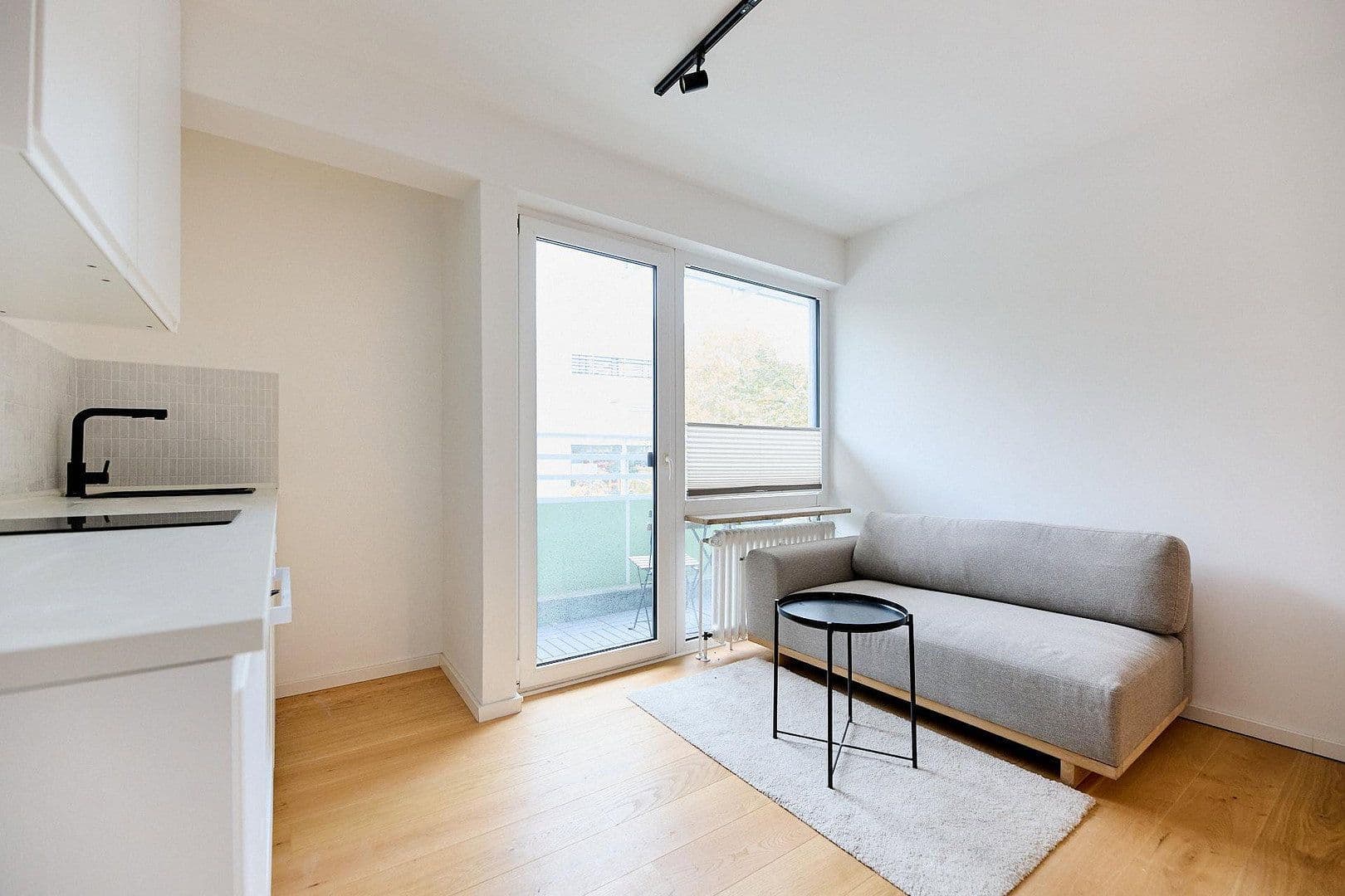 Prodej bytu 1+1 25 m², Münsterstrasse 161, Düsseldorf, Severní Porýní-Vestfálsko Prodej bytu 1+1 25 m², Münsterstrasse 161, Düsseldorf, Severní Porýní-Vestfálsko