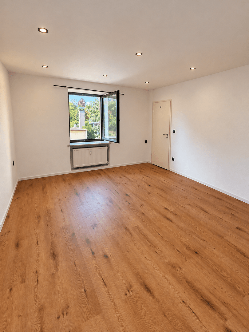 Pronájem bytu 2+kk 62 m², Königsteiner Straße 61b, Hattingen, Severní Porýní-Vestfálsko Pronájem bytu 2+kk 62 m², Königsteiner Straße 61b, Hattingen, Severní Porýní-Vestfálsko
