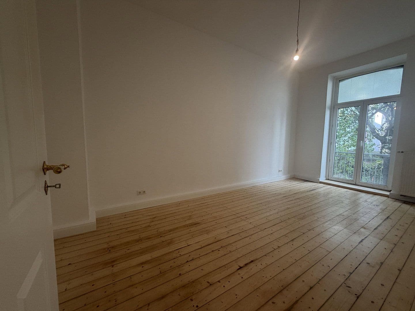 Pronájem bytu 3+1 75 m², Bergerstraße 111, Frankfurt am Main, Hessen Pronájem bytu 3+1 75 m², Bergerstraße 111, Frankfurt am Main, Hessen
