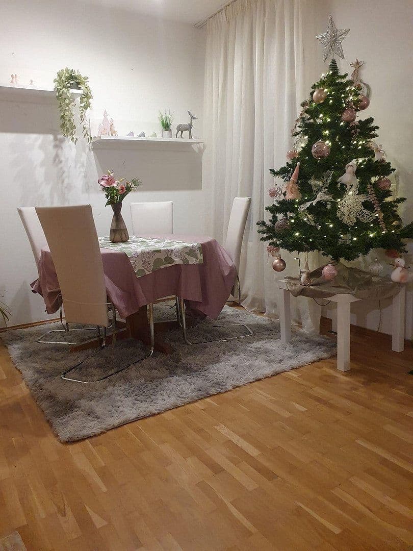 Pronájem bytu 2+1 61 m², Roßlauer Str 2, Leipzig, Sasko Pronájem bytu 2+1 61 m², Roßlauer Str 2, Leipzig, Sasko