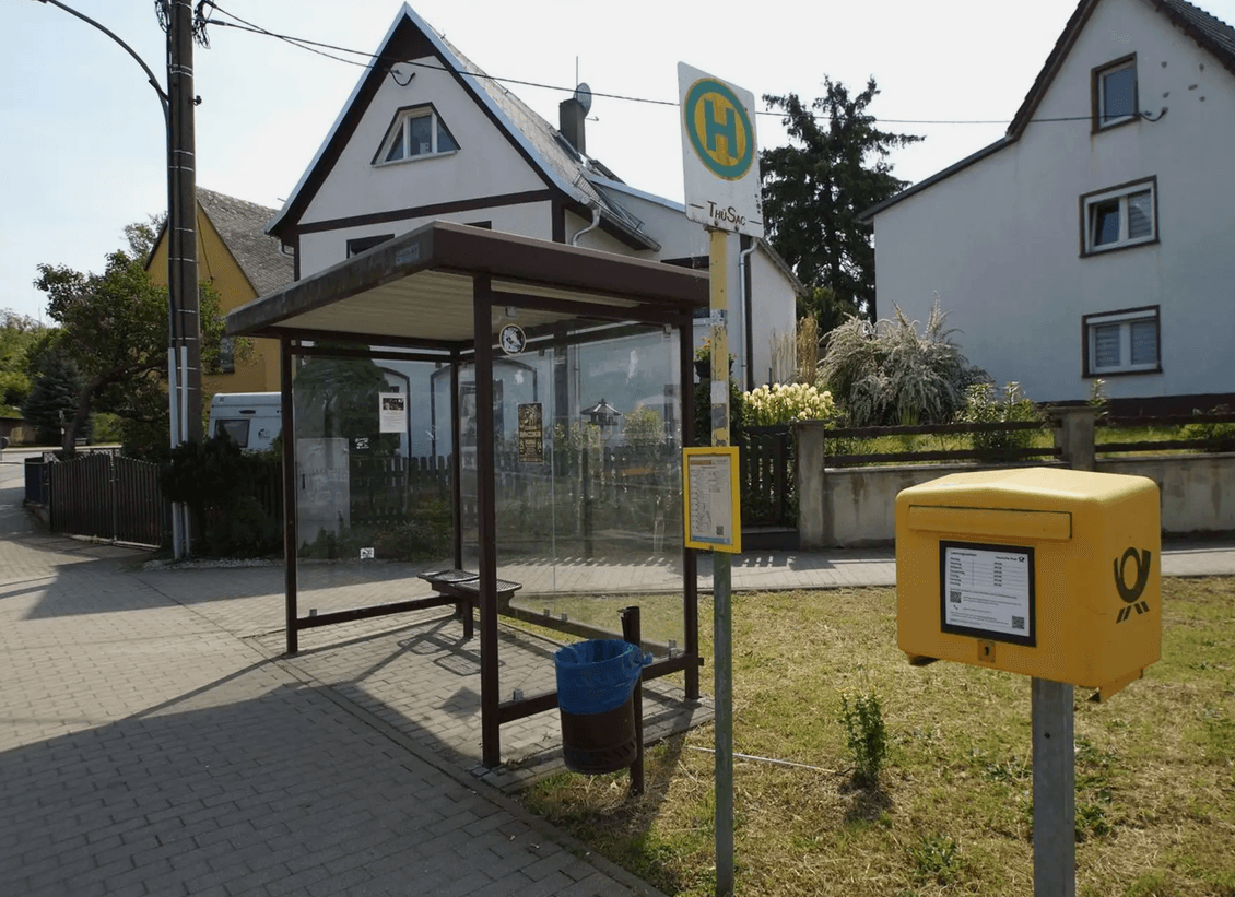 Pronájem bytu 2+1 50 m², Straße des Aufbaus 4, Borna, Sasko Pronájem bytu 2+1 50 m², Straße des Aufbaus 4, Borna, Sasko