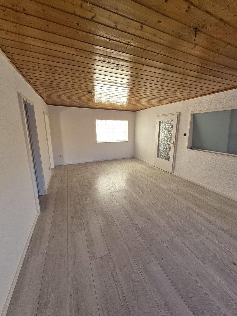 Pronájem bytu 3+1 63 m², Hauptstraße 8, Eppertshausen, Hessen Pronájem bytu 3+1 63 m², Hauptstraße 8, Eppertshausen, Hessen