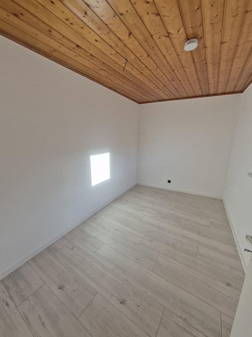 Pronájem bytu 3+1 63 m², Hauptstraße 8, Eppertshausen, Hessen Pronájem bytu 3+1 63 m², Hauptstraße 8, Eppertshausen, Hessen