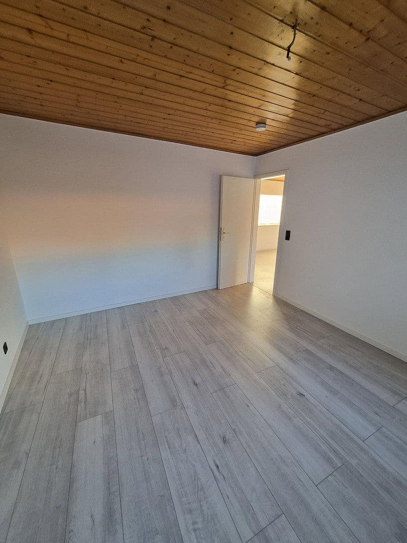 Pronájem bytu 3+1 63 m², Hauptstraße 8, Eppertshausen, Hessen Pronájem bytu 3+1 63 m², Hauptstraße 8, Eppertshausen, Hessen