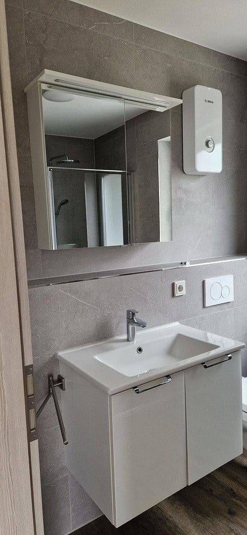 Pronájem bytu 3+1 90 m², Argenthal, Porýní-Falc Pronájem bytu 3+1 90 m², Argenthal, Porýní-Falc