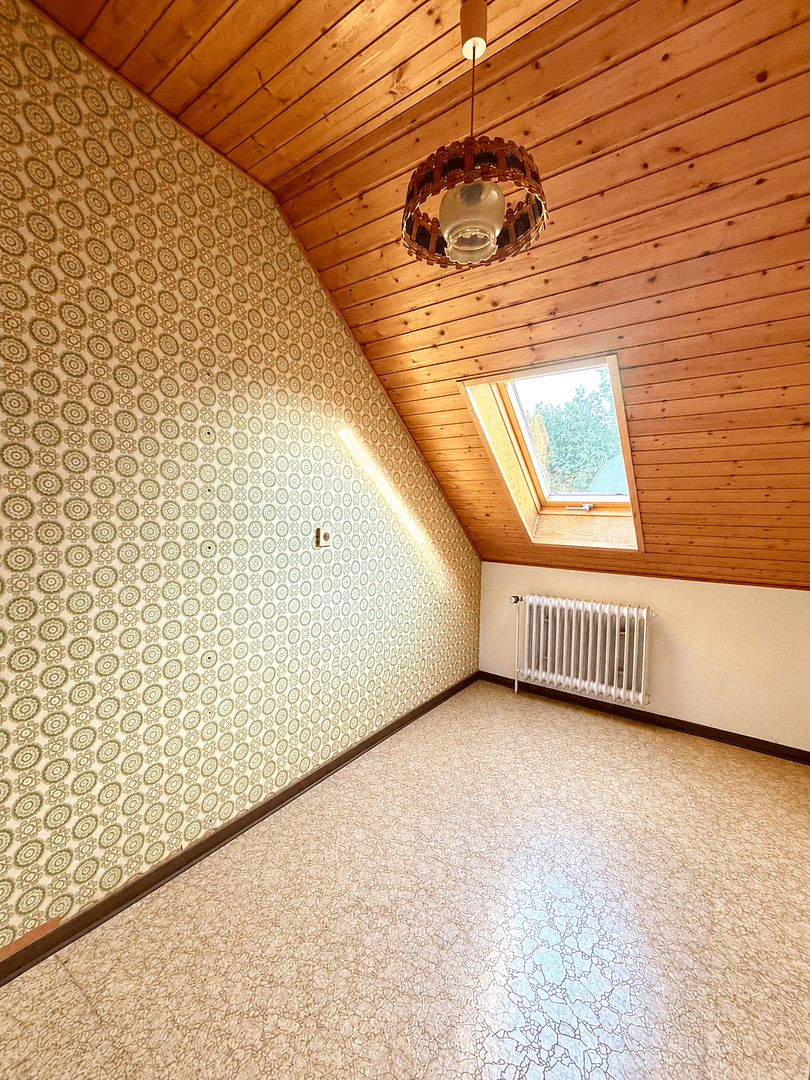 Prodej domu 196 m², pozemek 1.478 m², Klingstraße 12, Freiensteinau, Hessen Prodej domu 196 m², pozemek 1.478 m², Klingstraße 12, Freiensteinau, Hessen