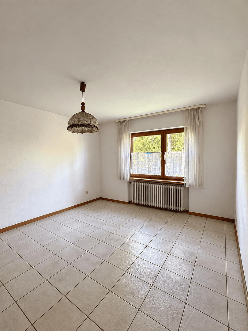 Prodej domu 196 m², pozemek 1.478 m², Klingstraße 12, Freiensteinau, Hessen Prodej domu 196 m², pozemek 1.478 m², Klingstraße 12, Freiensteinau, Hessen
