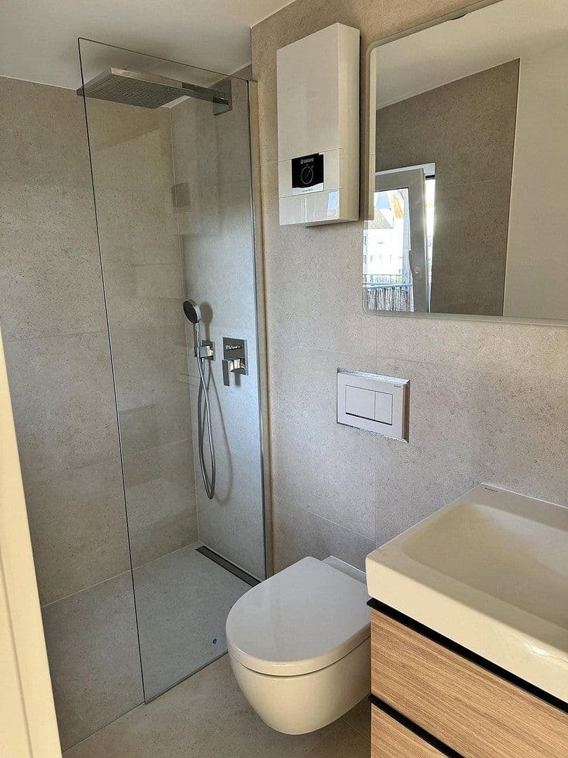 Pronájem bytu 2+1 45 m², Köln, Severní Porýní-Vestfálsko Pronájem bytu 2+1 45 m², Köln, Severní Porýní-Vestfálsko