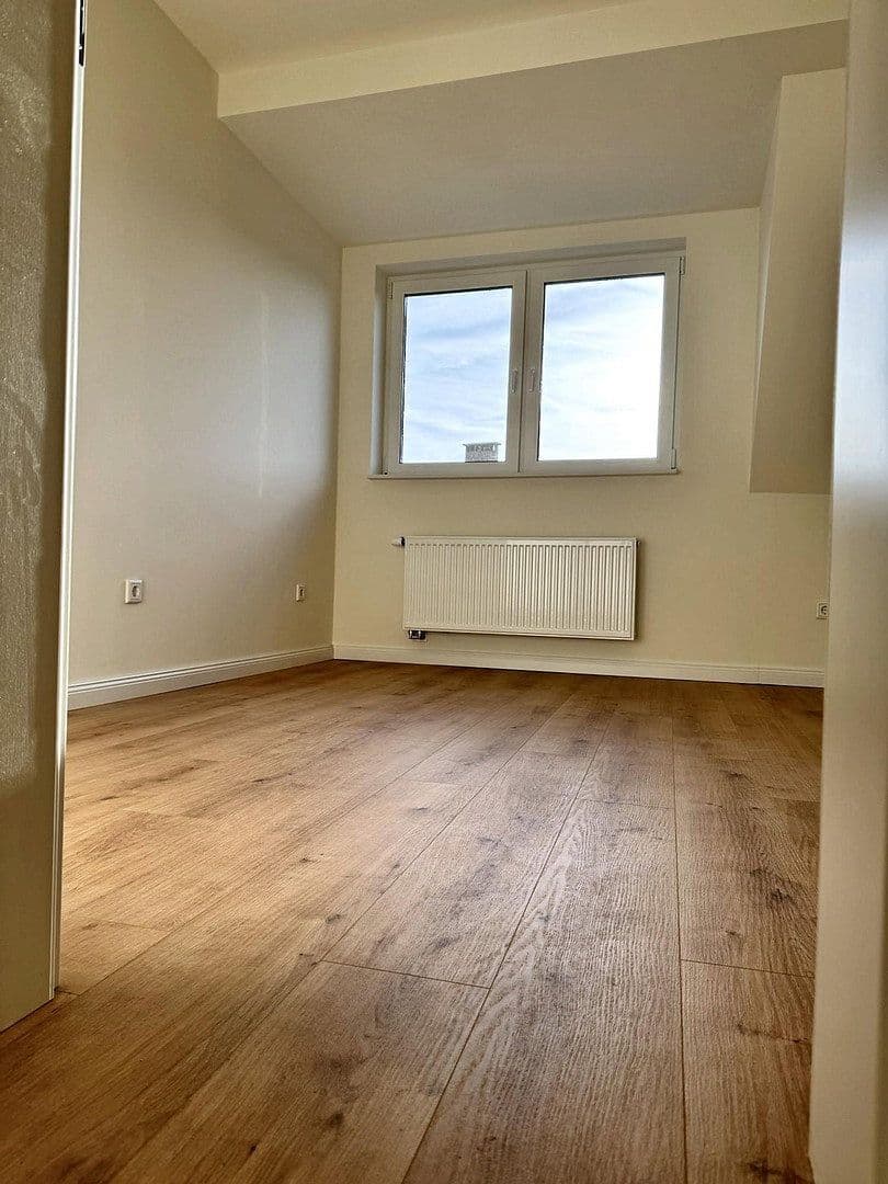 Pronájem bytu 2+1 45 m², Köln, Severní Porýní-Vestfálsko Pronájem bytu 2+1 45 m², Köln, Severní Porýní-Vestfálsko