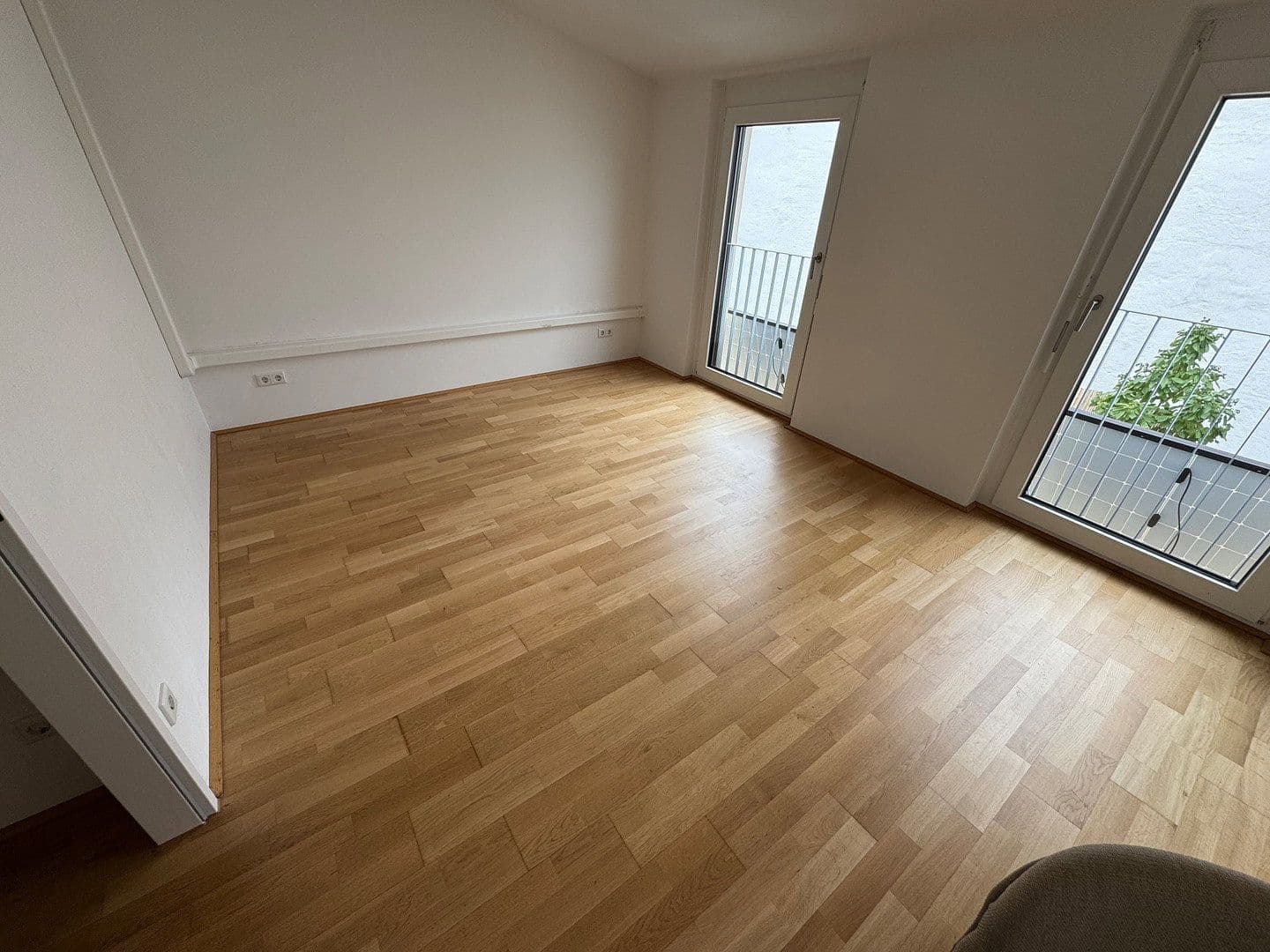Prodej bytu 4+1 110 m², Jedlersdorfer Straße 142, Wien, Wien Prodej bytu 4+1 110 m², Jedlersdorfer Straße 142, Wien, Wien