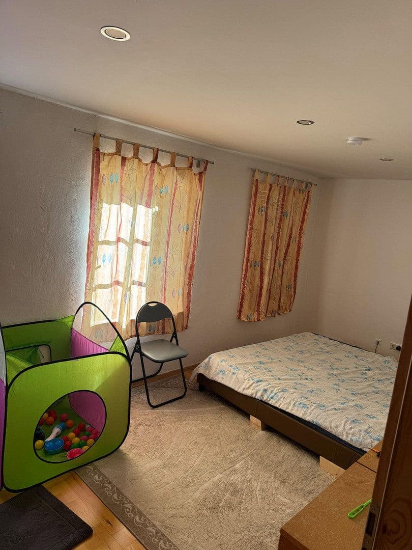 Pronájem bytu 4+1 110 m², Lange Gasse 11, Beilngries, Bavorsko Pronájem bytu 4+1 110 m², Lange Gasse 11, Beilngries, Bavorsko