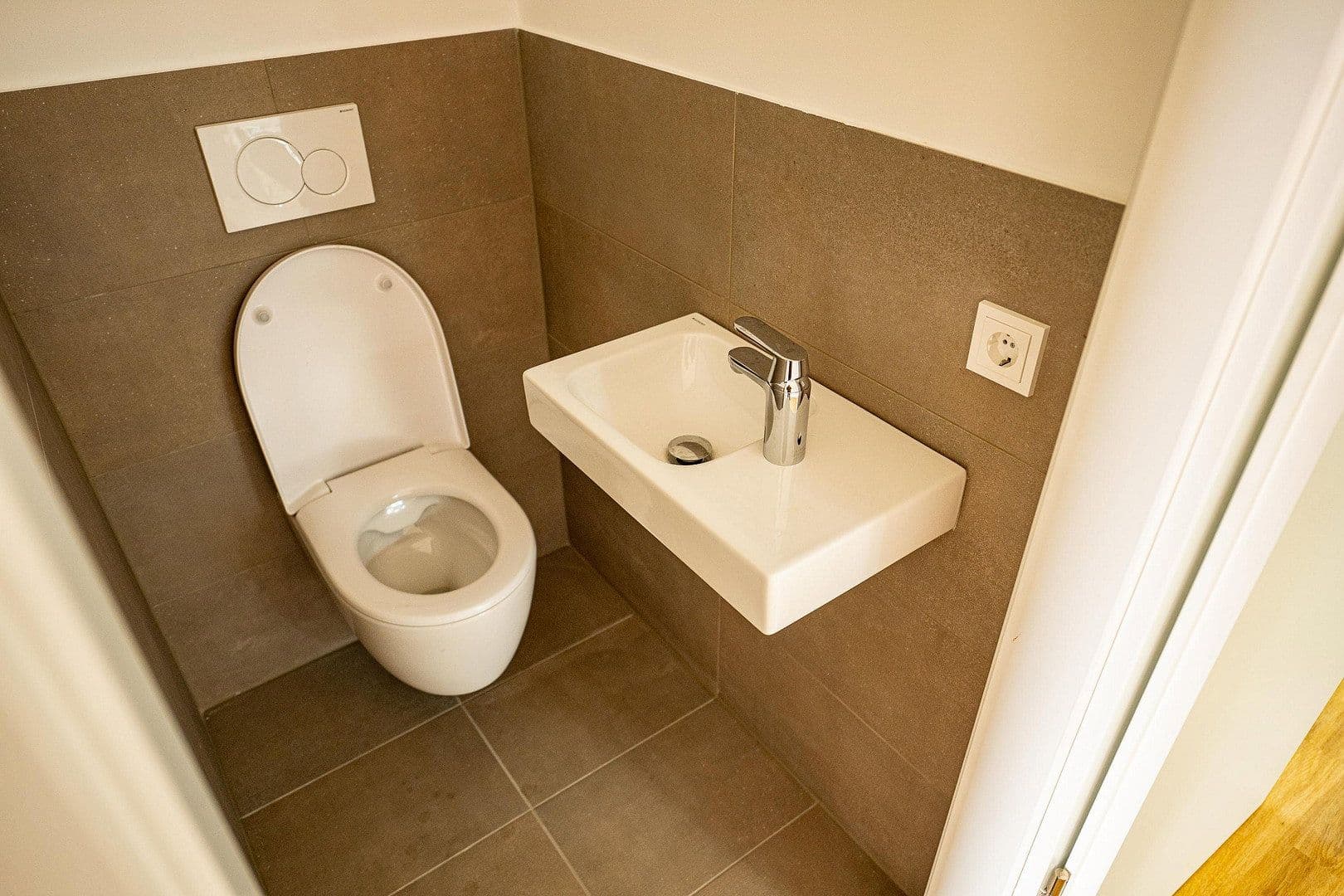 Pronájem bytu 5+1 155 m², Wennigsen (Deister), Dolní Sasko Pronájem bytu 5+1 155 m², Wennigsen (Deister), Dolní Sasko