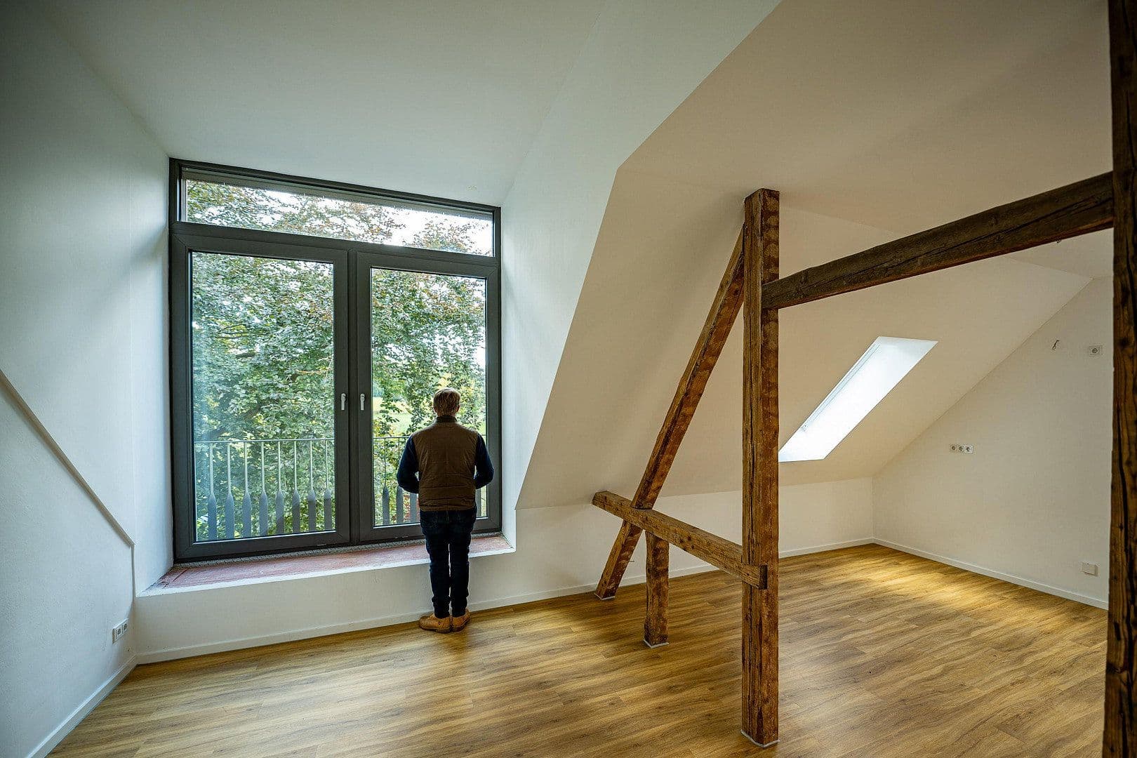 Pronájem bytu 5+1 155 m², Wennigsen (Deister), Dolní Sasko Pronájem bytu 5+1 155 m², Wennigsen (Deister), Dolní Sasko