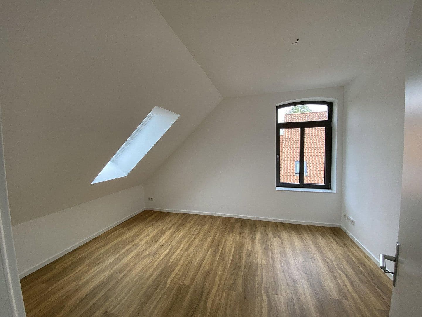 Pronájem bytu 5+1 155 m², Wennigsen (Deister), Dolní Sasko Pronájem bytu 5+1 155 m², Wennigsen (Deister), Dolní Sasko