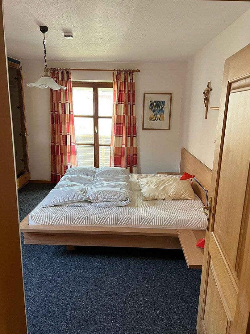 Pronájem bytu 3+1 80 m², Kinding, Bavorsko Pronájem bytu 3+1 80 m², Kinding, Bavorsko
