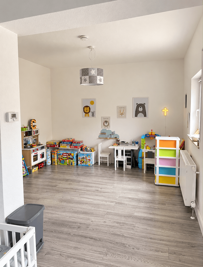 Pronájem bytu 5+1 122 m², Frühmessholzstr. 4, Neunkirchen a. Sand, Bavorsko Pronájem bytu 5+1 122 m², Frühmessholzstr. 4, Neunkirchen a. Sand, Bavorsko