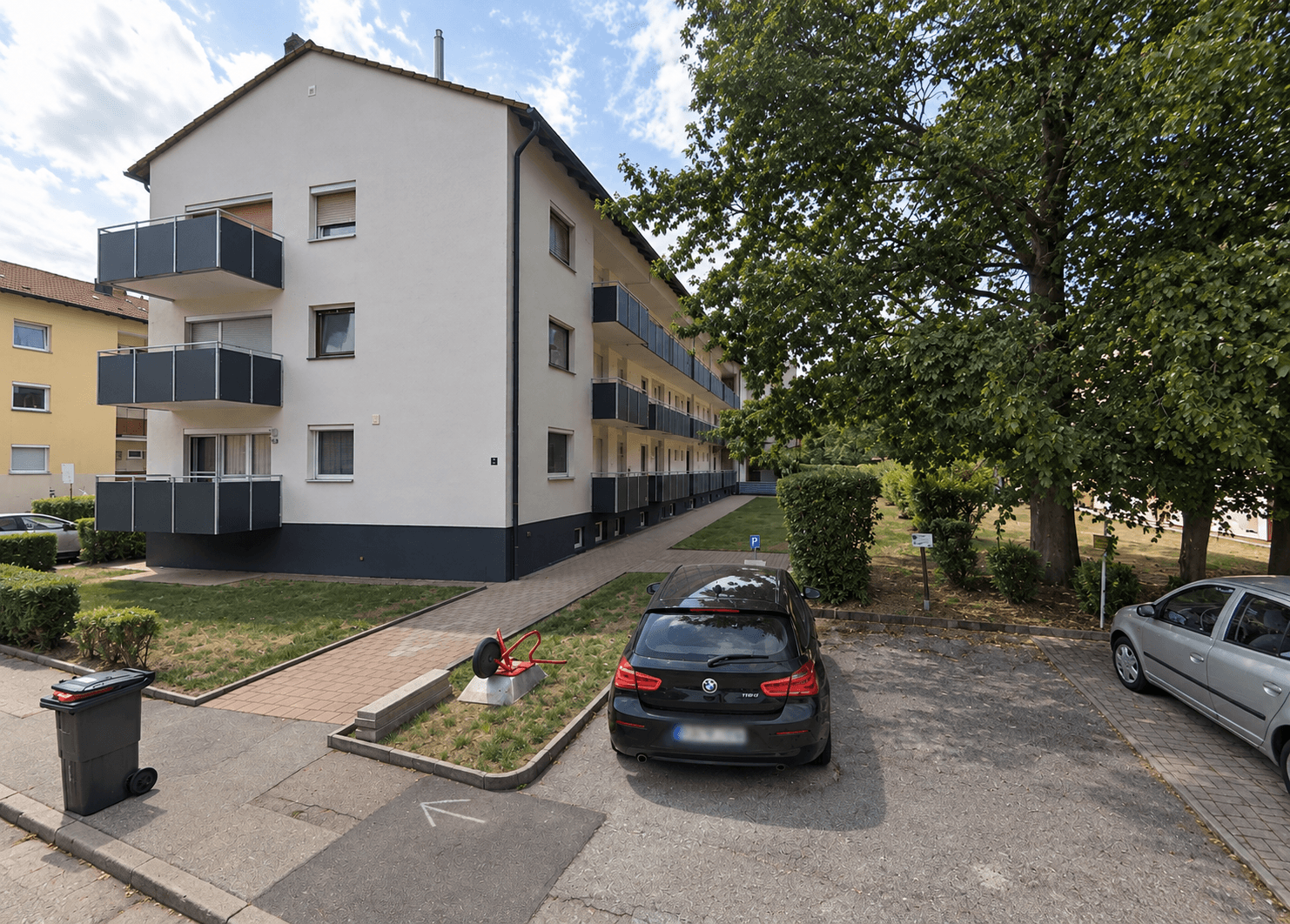 Pronájem bytu 5+1 122 m², Frühmessholzstr. 4, Neunkirchen a. Sand, Bavorsko Pronájem bytu 5+1 122 m², Frühmessholzstr. 4, Neunkirchen a. Sand, Bavorsko