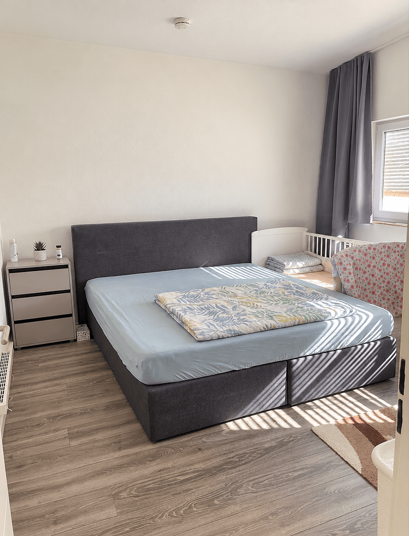 Pronájem bytu 5+1 122 m², Frühmessholzstr. 4, Neunkirchen a. Sand, Bavorsko Pronájem bytu 5+1 122 m², Frühmessholzstr. 4, Neunkirchen a. Sand, Bavorsko