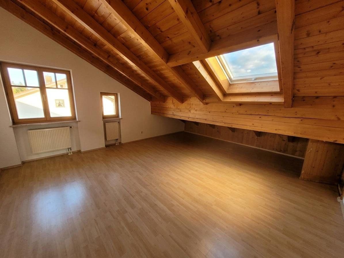 Prodej bytu 3+kk 73 m², Aiblinger Straße 2, Bruckmühl, Bavorsko Prodej bytu 3+kk 73 m², Aiblinger Straße 2, Bruckmühl, Bavorsko