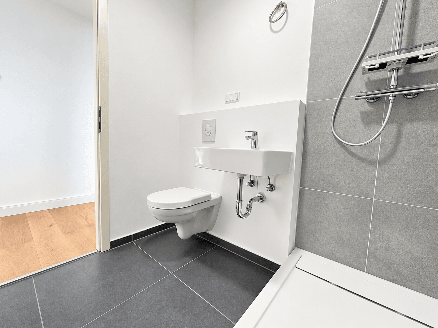 Prodej bytu 2+1 50 m², Oppelner Straße 24, Berlin, Berlín Prodej bytu 2+1 50 m², Oppelner Straße 24, Berlin, Berlín
