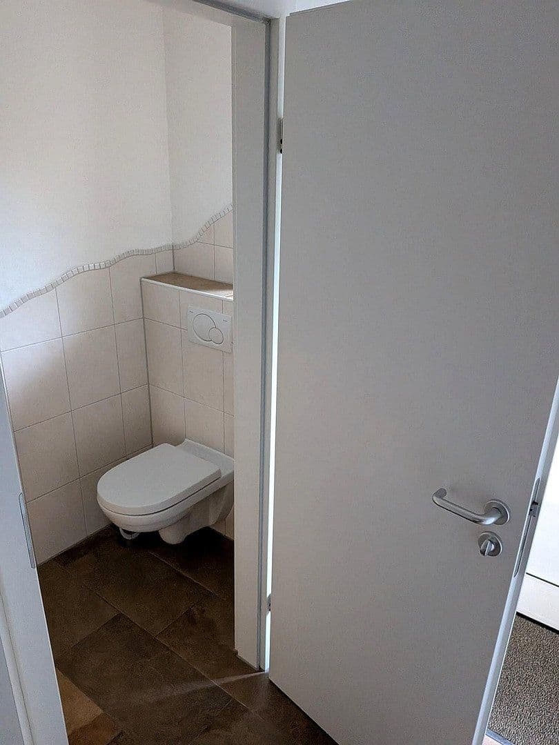 Pronájem bytu 4+1 120 m², Sindelfingen, Bádensko-Württembersko Pronájem bytu 4+1 120 m², Sindelfingen, Bádensko-Württembersko