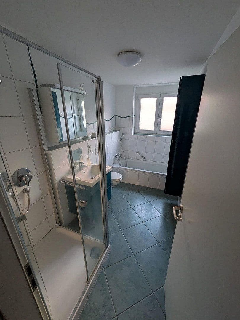 Pronájem bytu 4+1 120 m², Sindelfingen, Bádensko-Württembersko Pronájem bytu 4+1 120 m², Sindelfingen, Bádensko-Württembersko