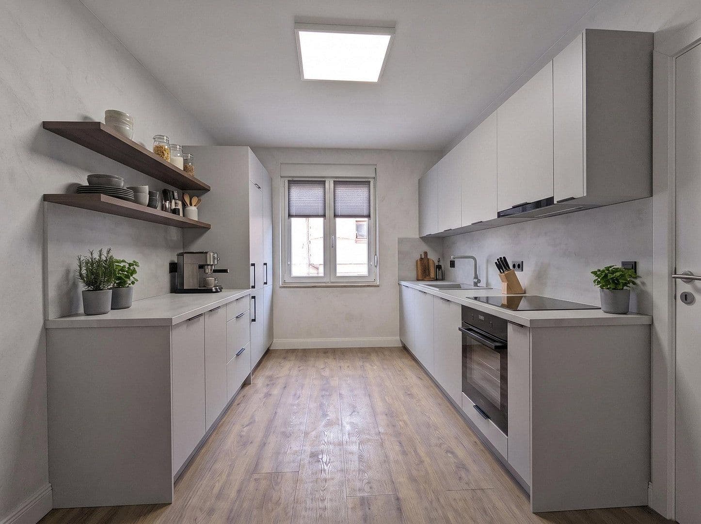 Pronájem bytu 3+1 92 m², Werderstraße 5, Heddesheim, Bádensko-Württembersko Pronájem bytu 3+1 92 m², Werderstraße 5, Heddesheim, Bádensko-Württembersko
