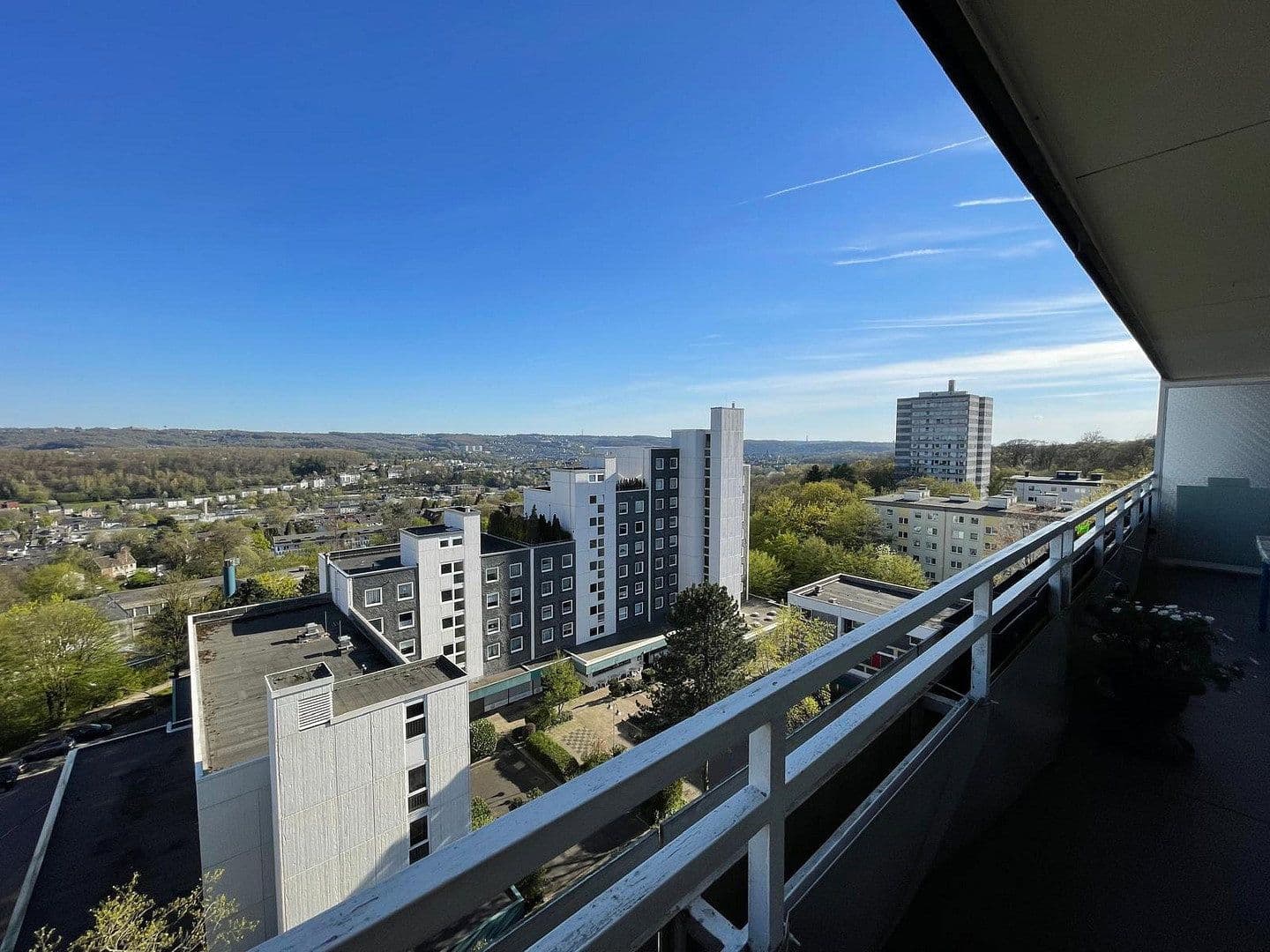 Prodej bytu 4+1 105 m², Wuppertal, Severní Porýní-Vestfálsko Prodej bytu 4+1 105 m², Wuppertal, Severní Porýní-Vestfálsko