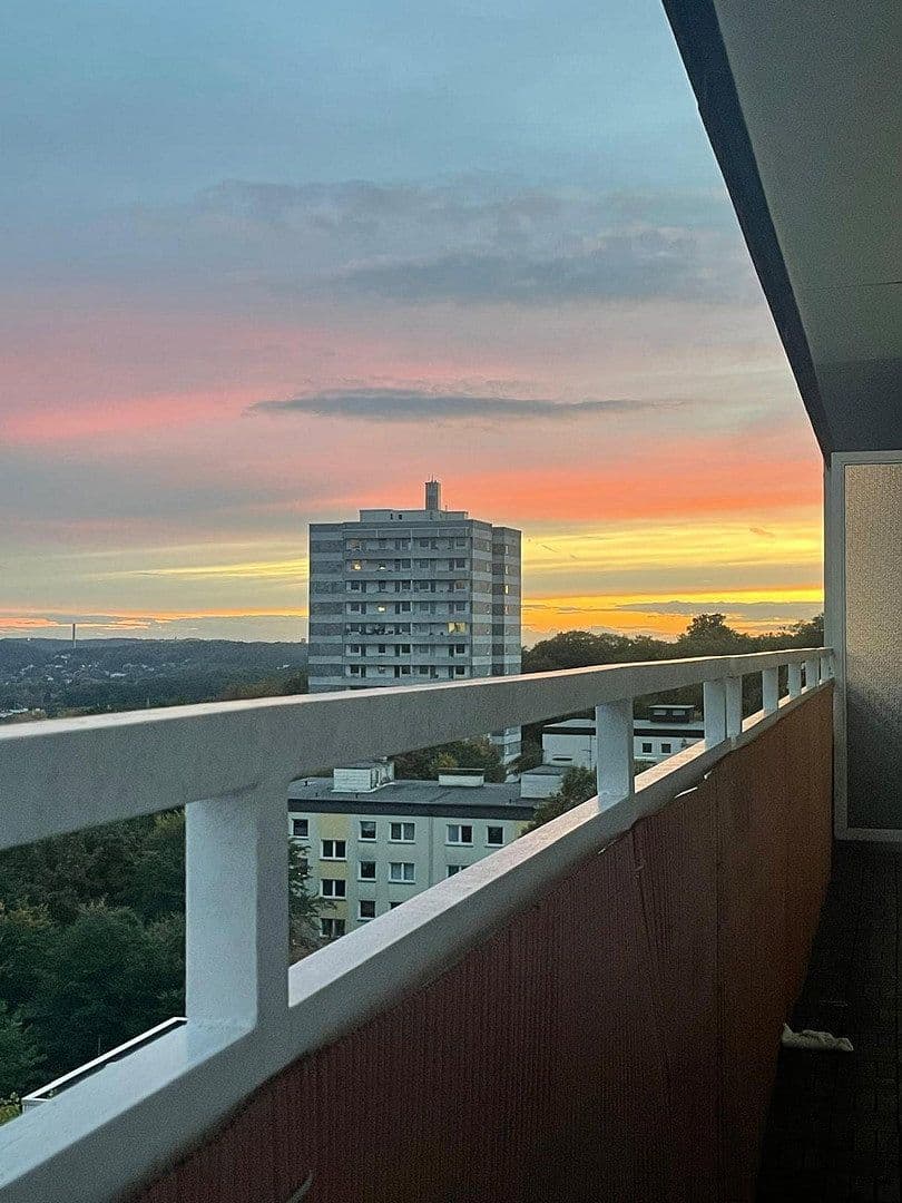Prodej bytu 4+1 105 m², Wuppertal, Severní Porýní-Vestfálsko Prodej bytu 4+1 105 m², Wuppertal, Severní Porýní-Vestfálsko