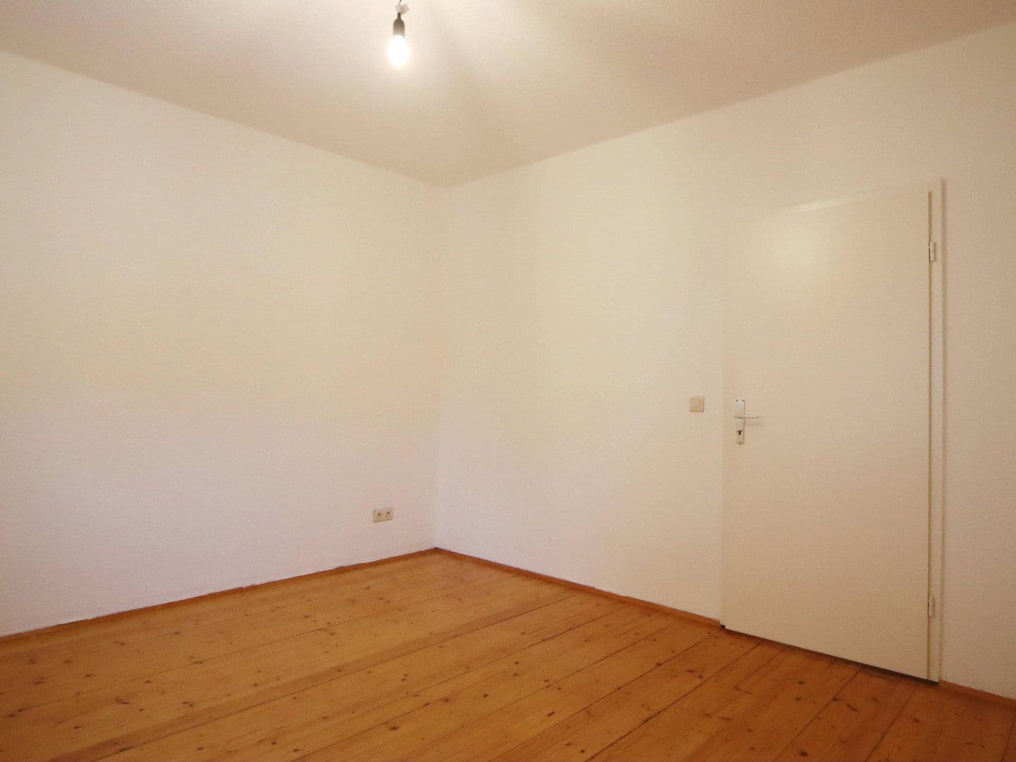 Pronájem bytu 7+1 132 m², Reichenbacher Straße 4, Schwabach, Bavorsko Pronájem bytu 7+1 132 m², Reichenbacher Straße 4, Schwabach, Bavorsko