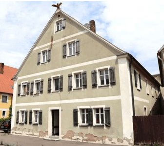 Pronájem bytu 4+1 96 m², Adlerstraße 10, Merkendorf, Bavorsko Pronájem bytu 4+1 96 m², Adlerstraße 10, Merkendorf, Bavorsko
