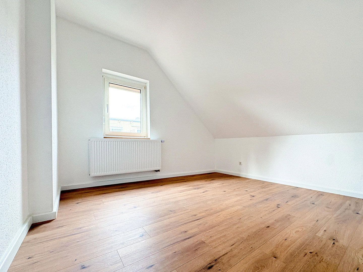 Prodej bytu 2+1 50 m², Wiesbaden, Hessen Prodej bytu 2+1 50 m², Wiesbaden, Hessen