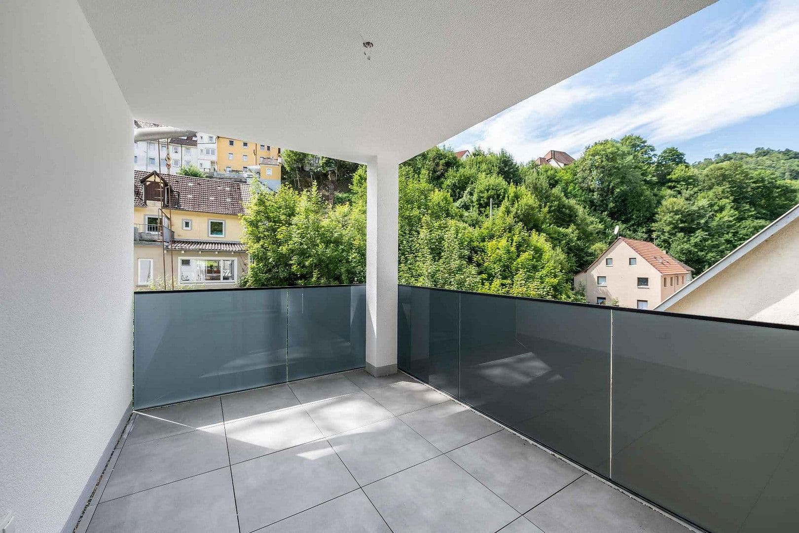 Pronájem bytu 3+1 97 m², Sulzbachstr. 50, Oberndorf am Neckar, Bádensko-Württembersko Pronájem bytu 3+1 97 m², Sulzbachstr. 50, Oberndorf am Neckar, Bádensko-Württembersko