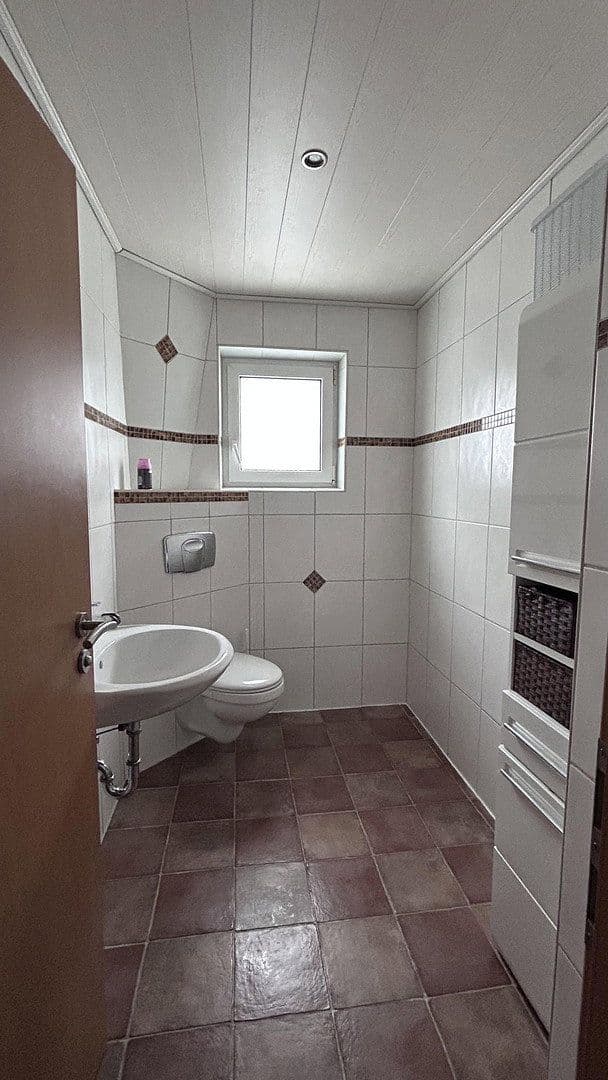 Prodej domu 168 m², pozemek 541 m², Breslauer Str. 16, Chýžice, Bavorsko Prodej domu 168 m², pozemek 541 m², Breslauer Str. 16, Chýžice, Bavorsko