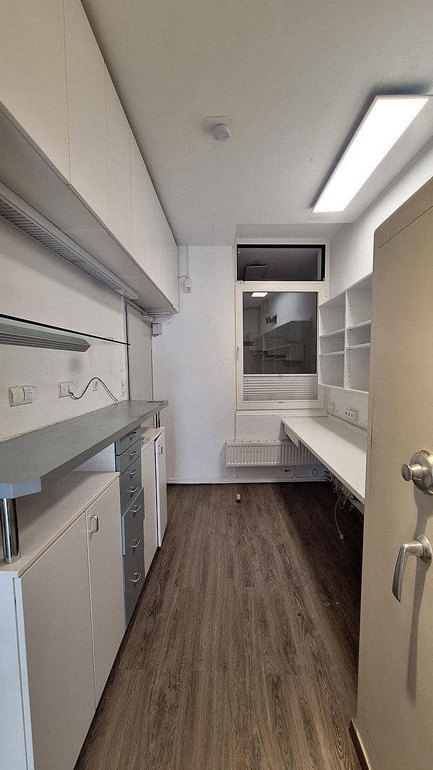 Prodej domu 180 m², pozemek 68 m², Wermingser Str. 17, Iserlohn, Severní Porýní-Vestfálsko Prodej domu 180 m², pozemek 68 m², Wermingser Str. 17, Iserlohn, Severní Porýní-Vestfálsko