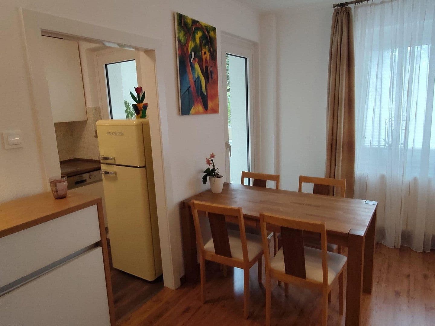 Pronájem bytu 2+1 48 m², Benrodestr. 42b, Düsseldorf, Severní Porýní-Vestfálsko Pronájem bytu 2+1 48 m², Benrodestr. 42b, Düsseldorf, Severní Porýní-Vestfálsko