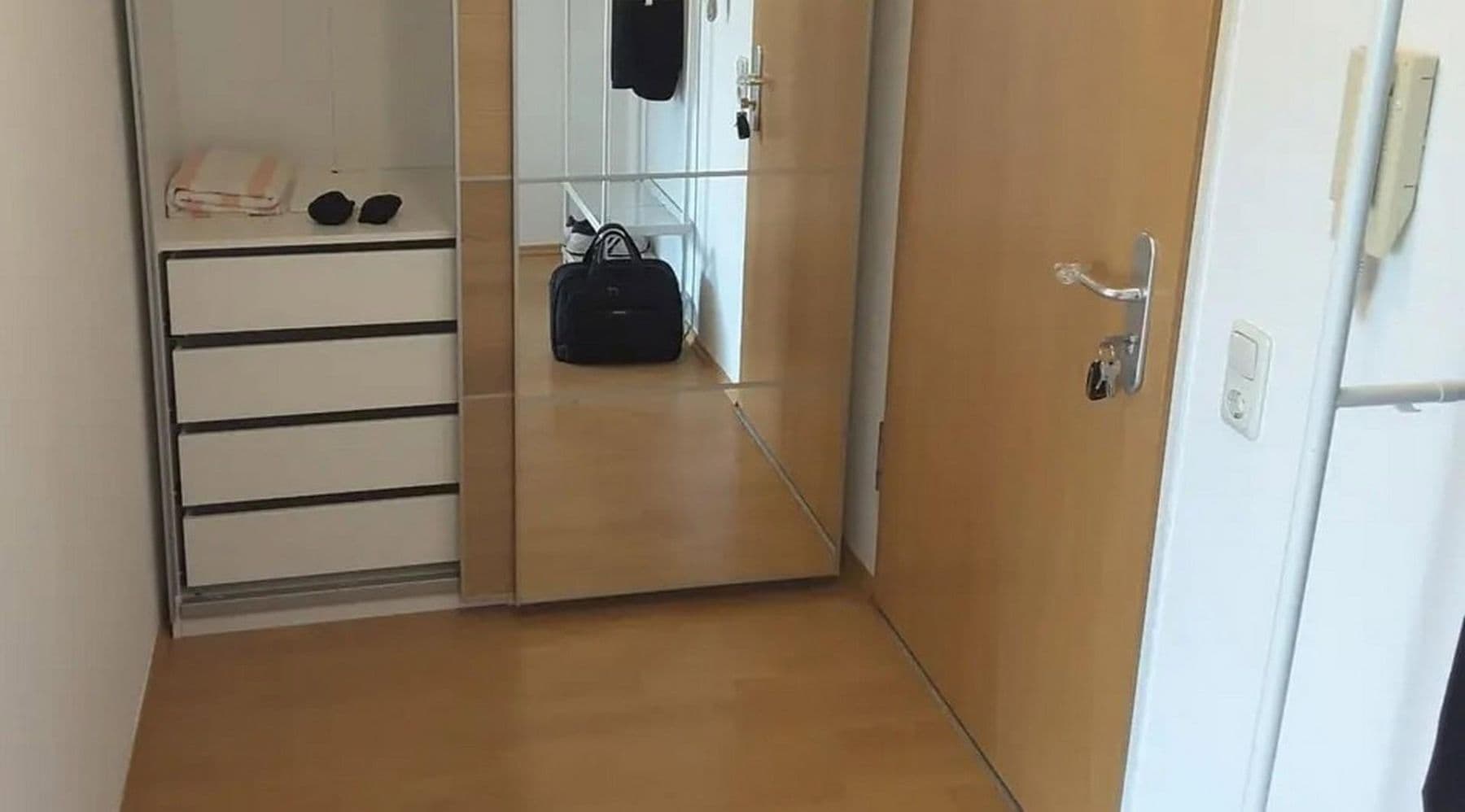 Pronájem bytu 2+1 39 m², Hamburg, Hamburg Pronájem bytu 2+1 39 m², Hamburg, Hamburg